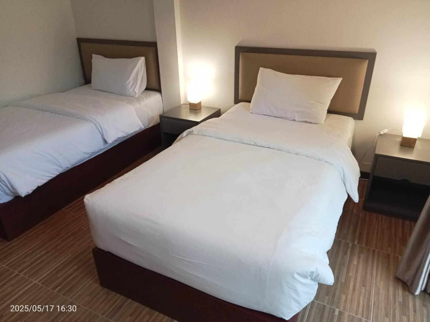 Sisina Resort Прачуап Кири Кан Екстериор снимка